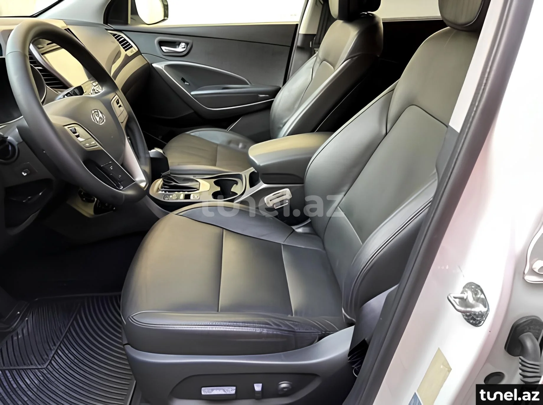 Hyundai Grand Santa Fe 2014