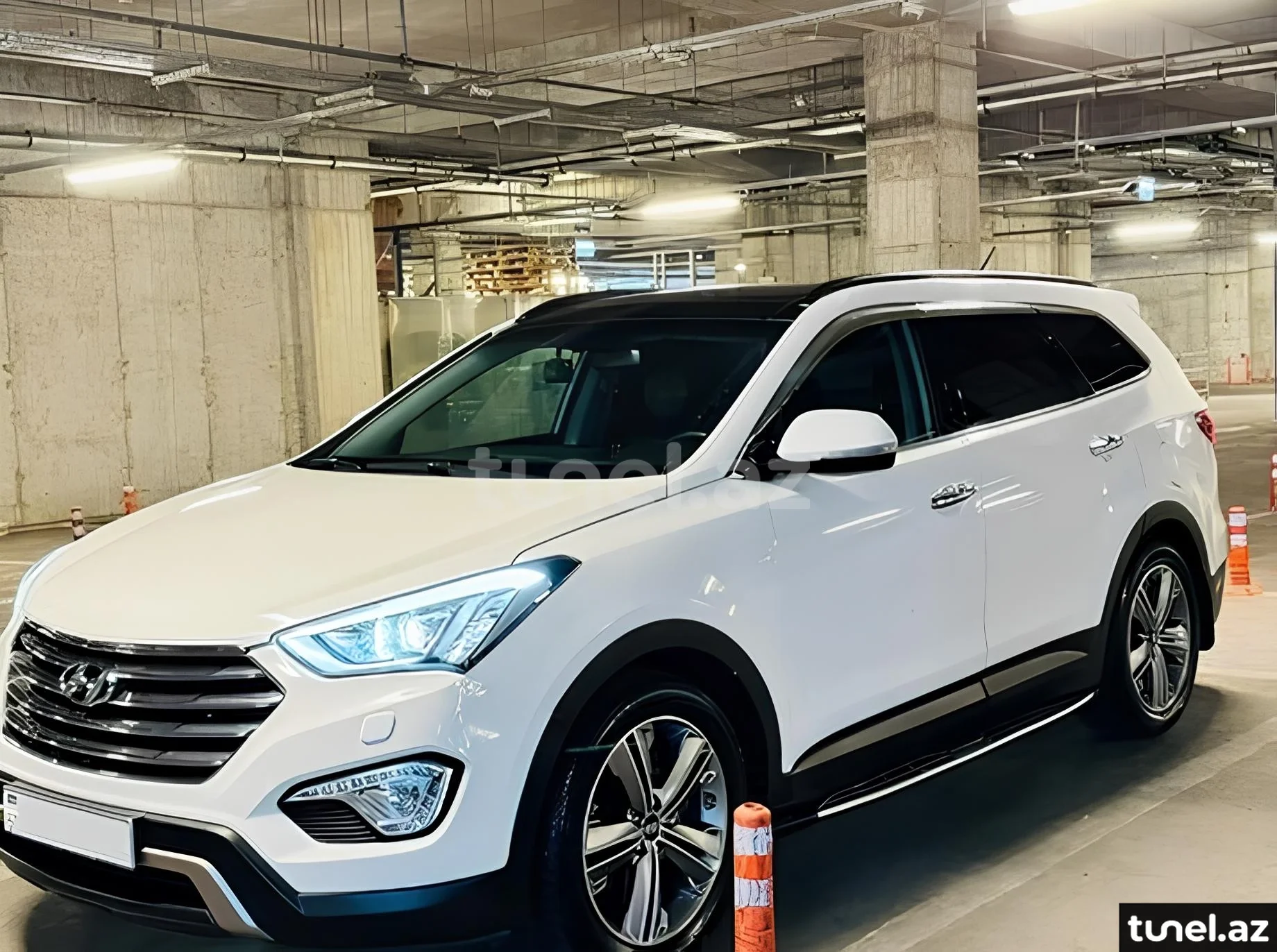 Hyundai Grand Santa Fe 2014