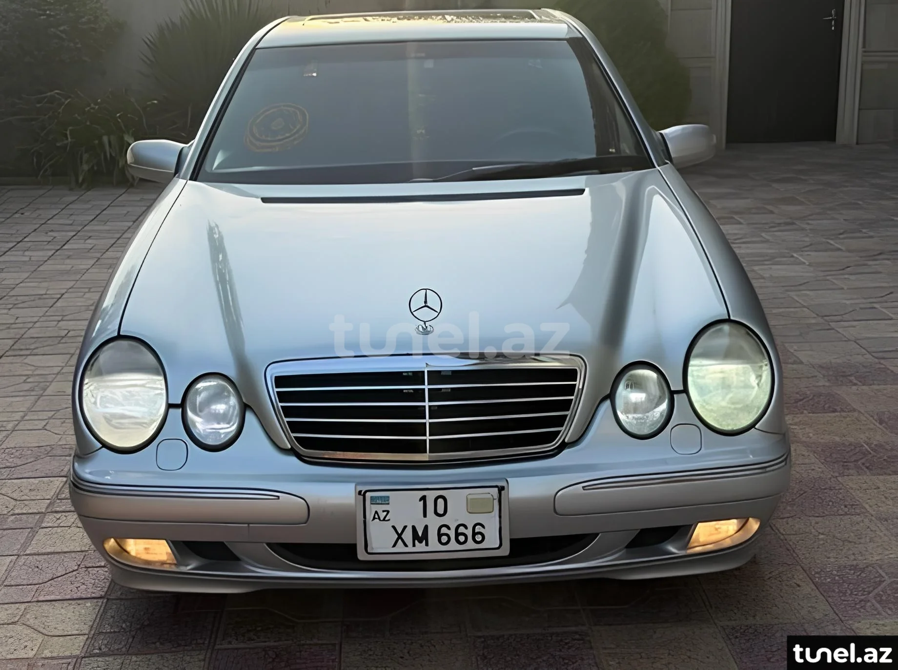 Mercedes E 320 2001