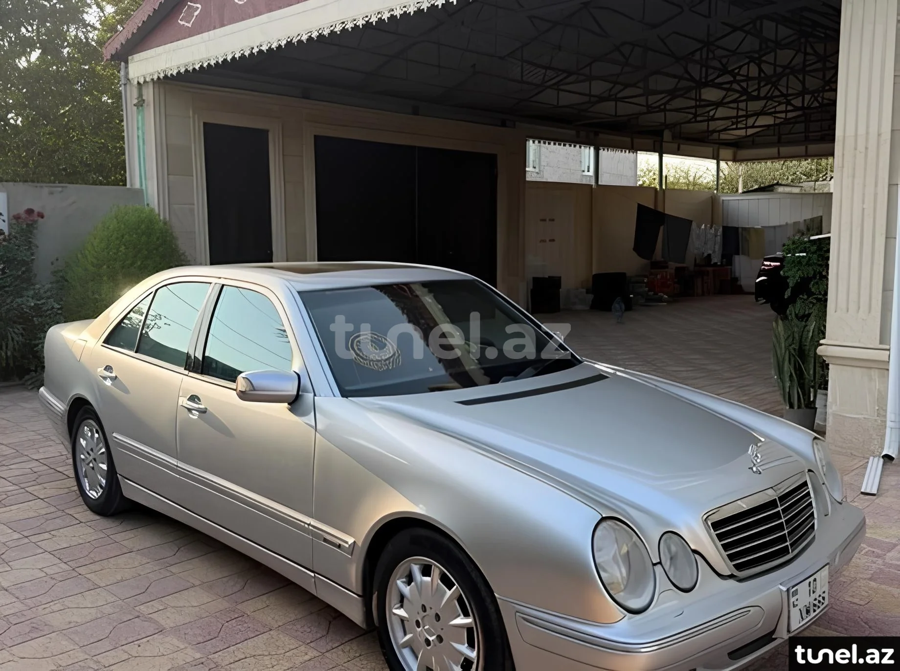 Mercedes E 320 2001