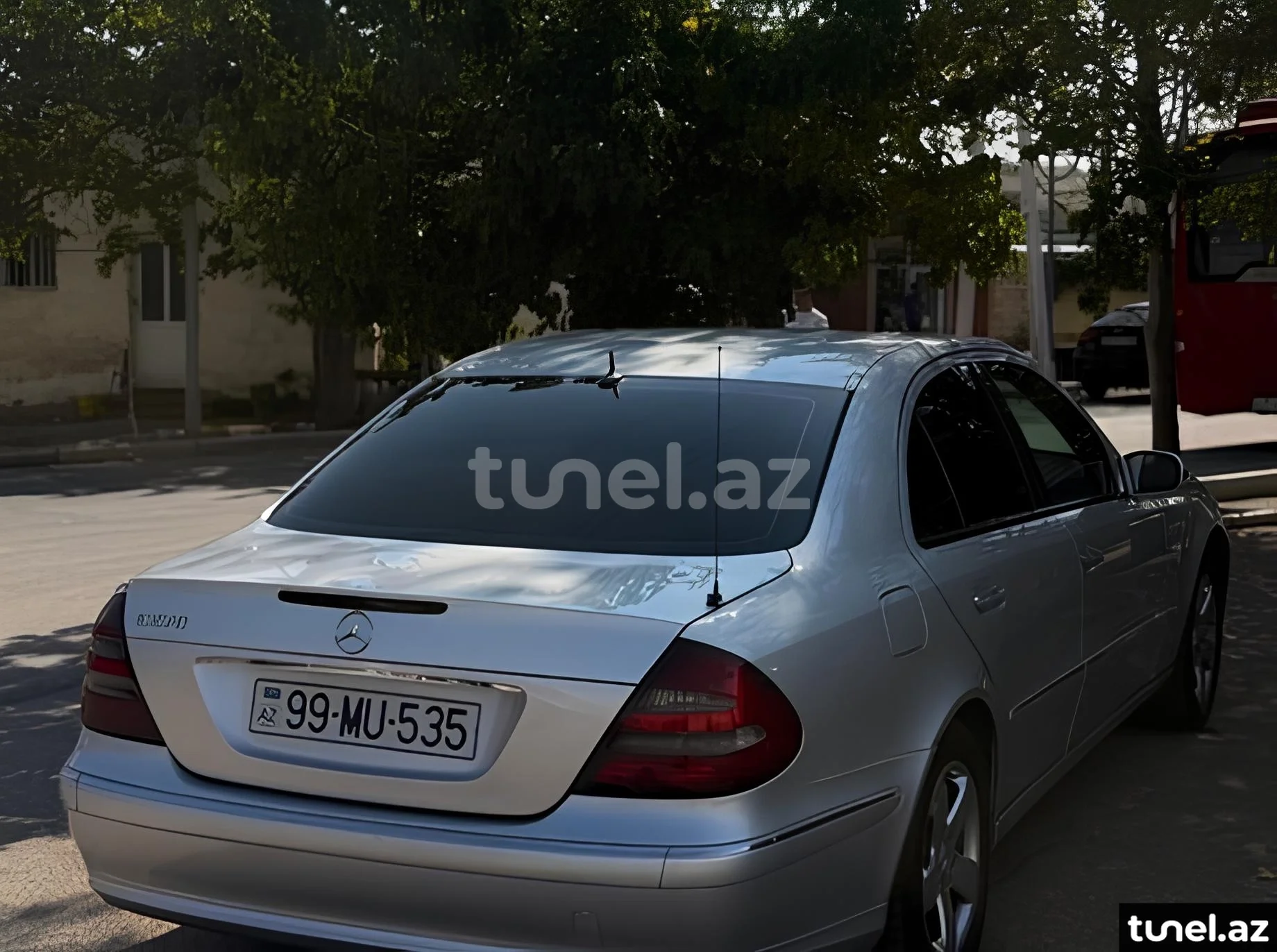 Mercedes E 270 2002