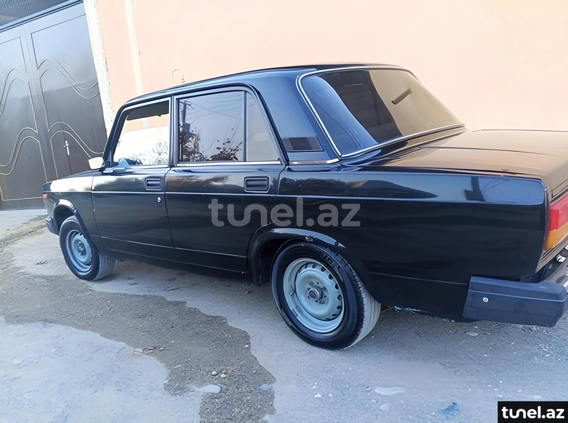 LADA (VAZ) 2107 2010