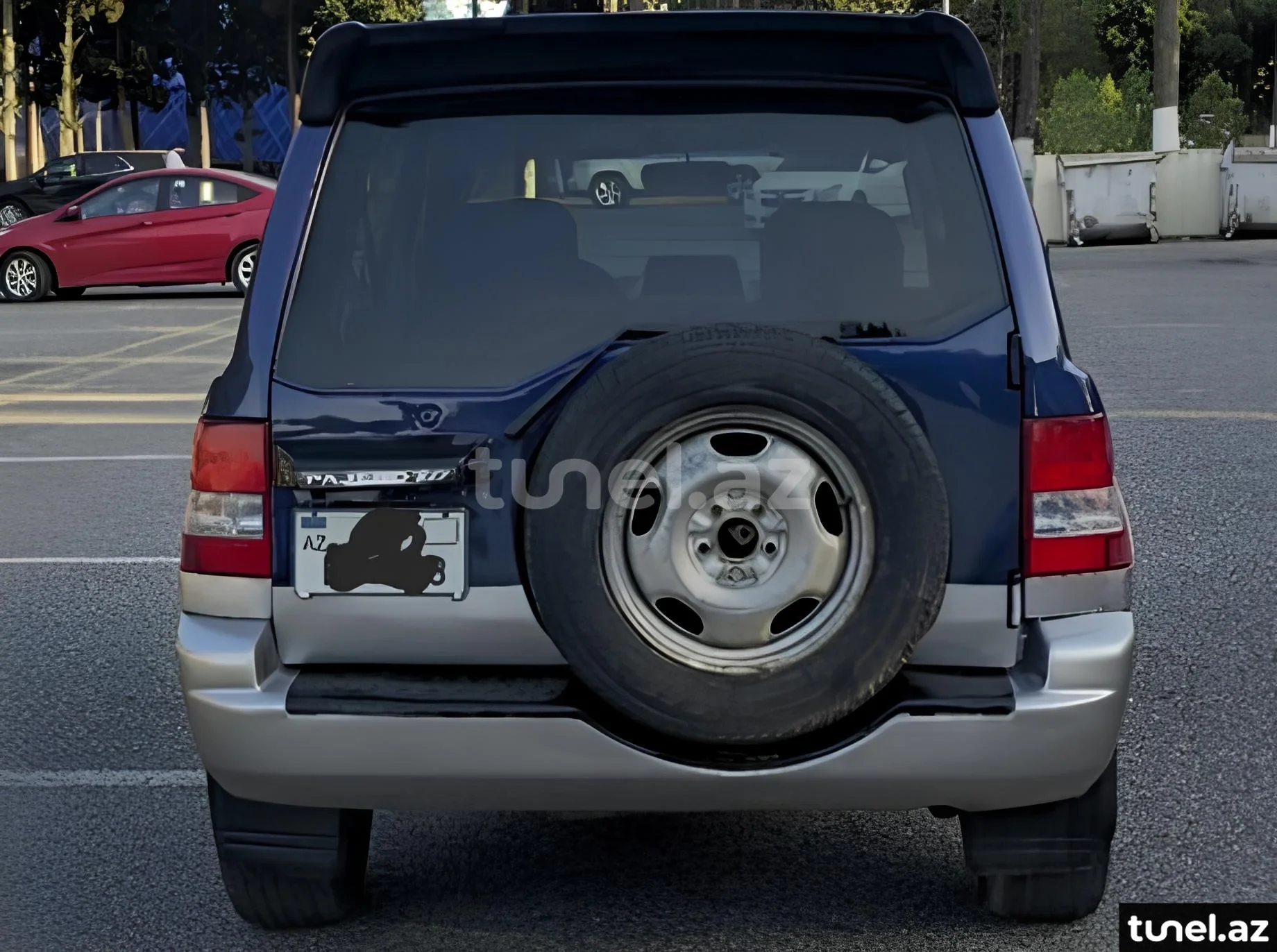 Mitsubishi Pajero io 2000