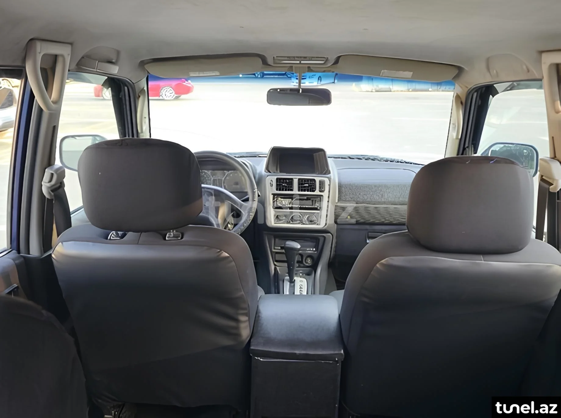Mitsubishi Pajero io 2000