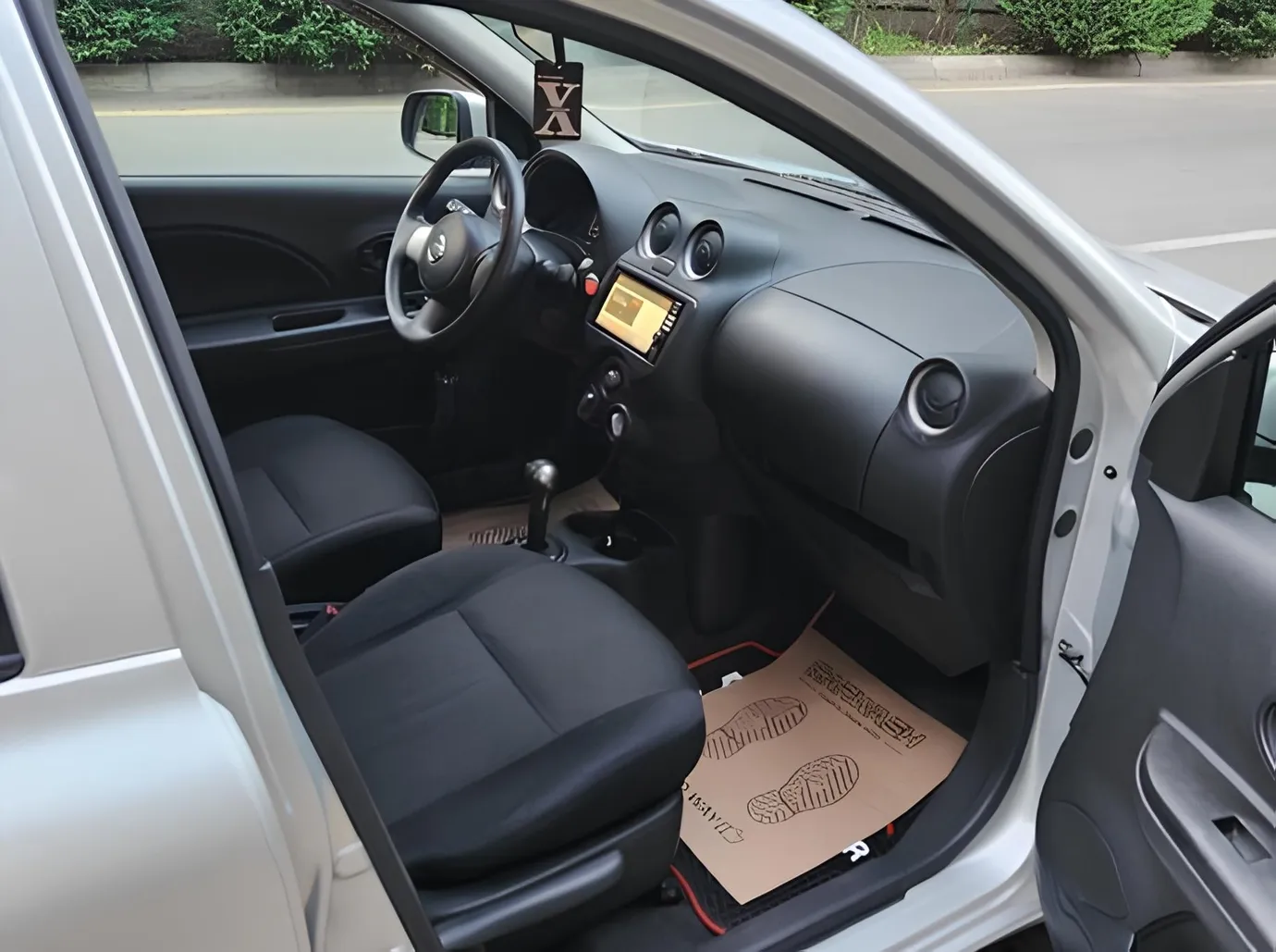 Nissan March, 1.2 L, 2012 i̇l, 100 000 km, Bakı - Qiymət: 12 200 ₼ - Tunel.az