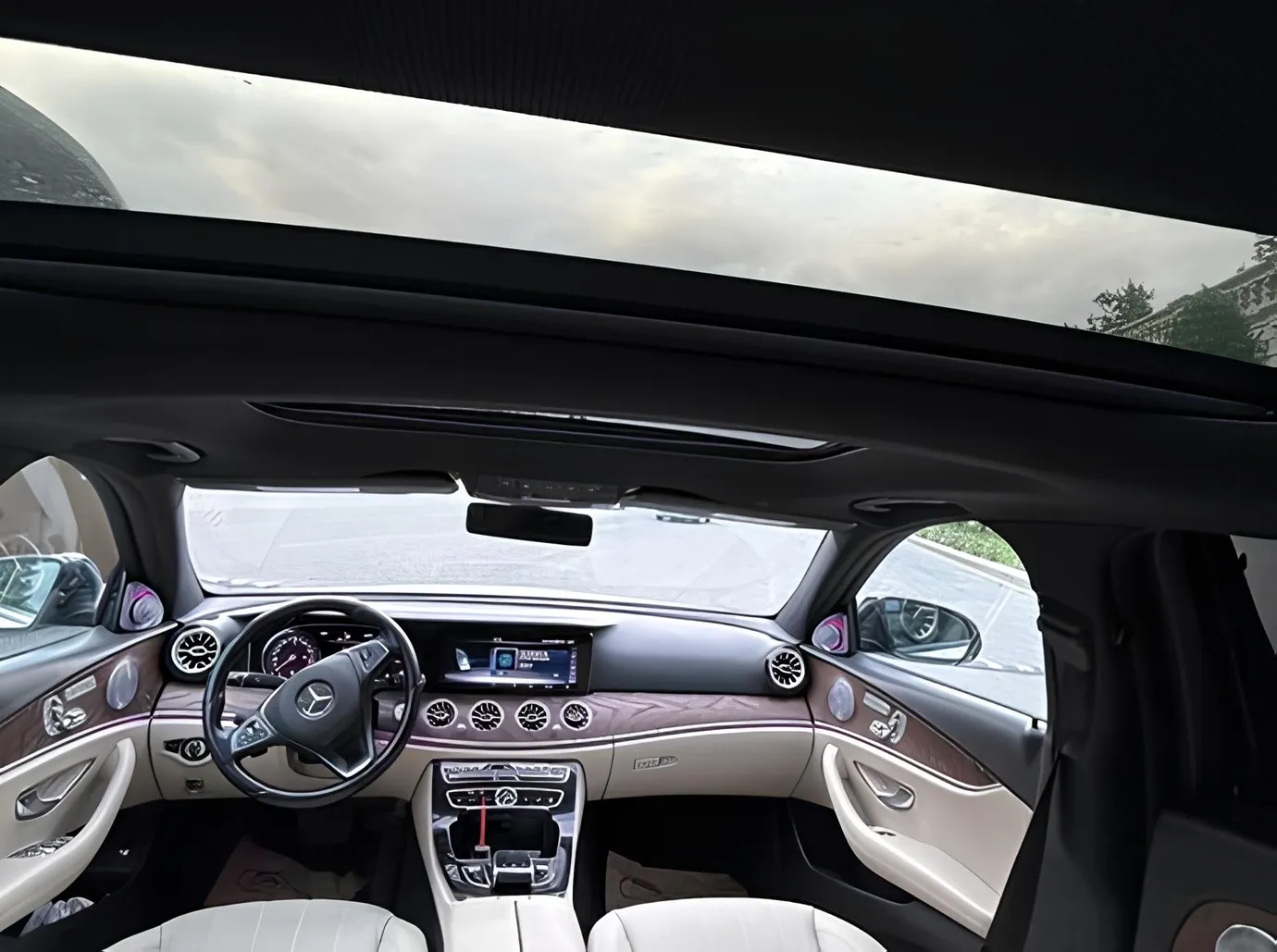 Mercedes E 300, 2.0 L, 2017 i̇l, 164 000 km, Bakı - Qiymət: 45 500 ₼ - Tunel.az