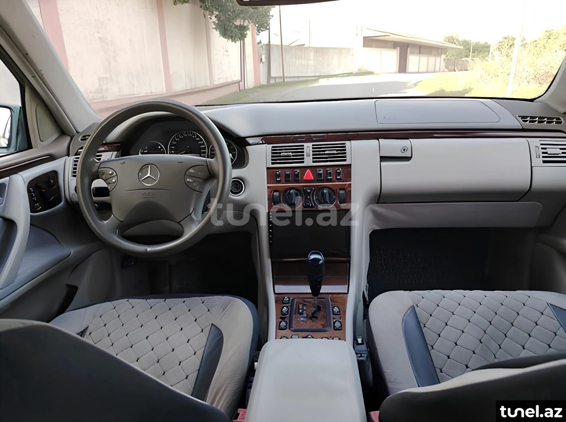 Mercedes E 320 2000