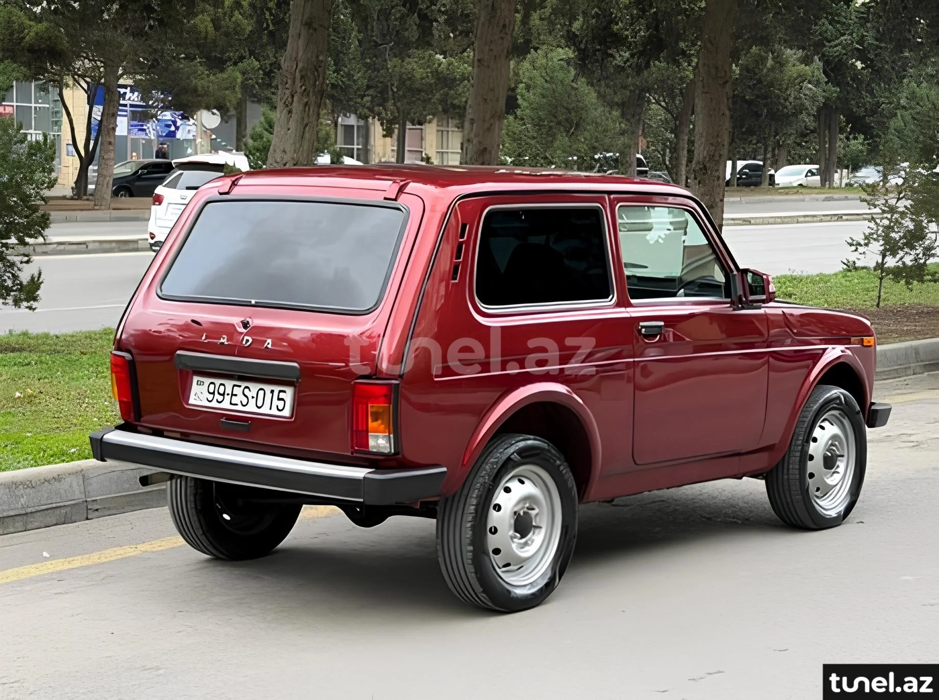 LADA (VAZ) Niva 2016