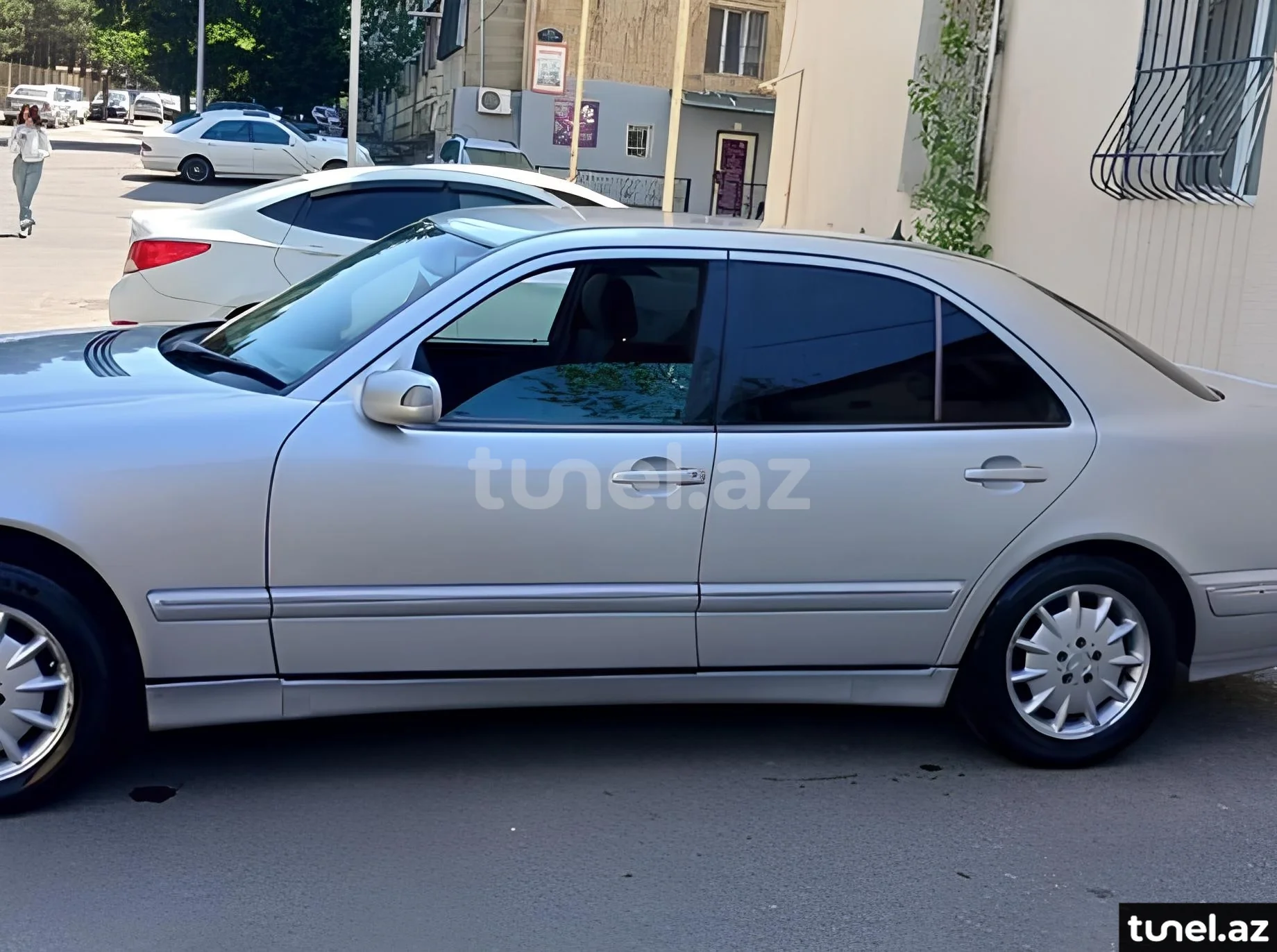 Mercedes E 220 2000
