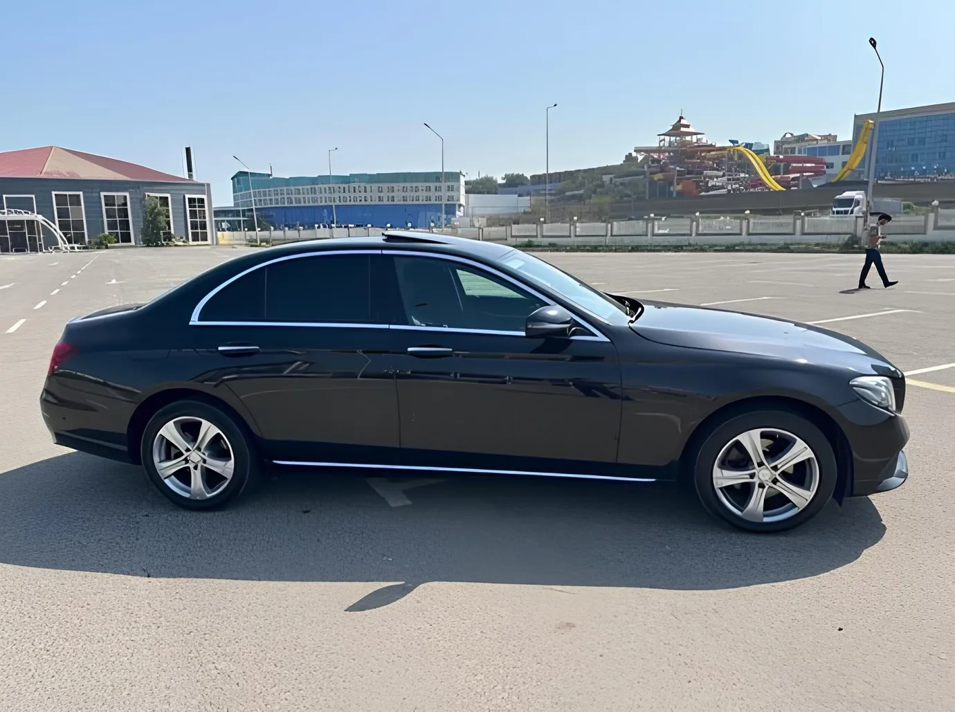 Mercedes E 220 d 4 MATIC, 2.1 L, 2017 i̇l, 295 000 km, Bakı - Qiymət: 33 900 ₼ - Tunel.az