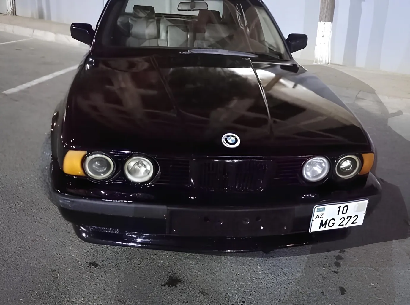 BMW 520, 2.0 L, 1990 سنة, 123 456 km, Baku - السعر: 3 800 ₼ - Tunel.az