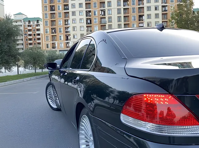 BMW 745, 4.4 L, 2003 i̇l, 320 000 km, Sumqayıt - Qiymət: 7 900 ₼ - Tunel.az