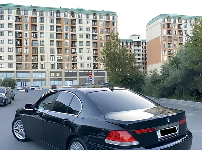 BMW 745, 4.4 L, 2003 i̇l, 320 000 km, Sumqayıt - Qiymət: 7 900 ₼ - Tunel.az