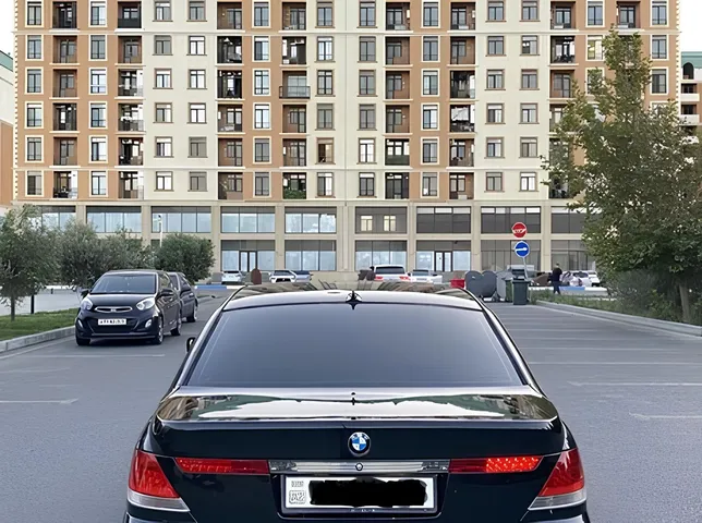 BMW 745, 4.4 L, 2003 i̇l, 320 000 km, Sumqayıt - Qiymət: 7 900 ₼ - Tunel.az