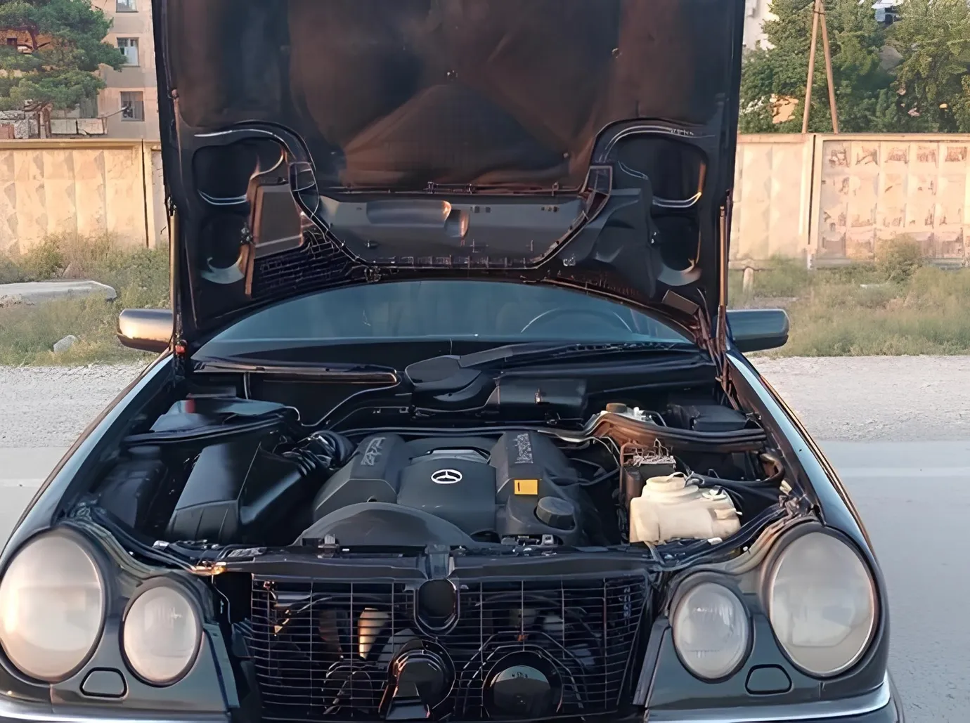 Mercedes E 280, 2.8 L, 1997 i̇l, 321 416 km, Bakı - Qiymət: 9 000 ₼ - Tunel.az