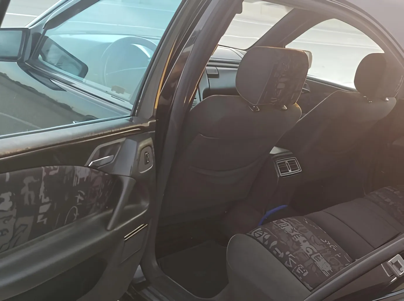 Mercedes E 280, 2.8 L, 1997 i̇l, 321 416 km, Bakı - Qiymət: 9 000 ₼ - Tunel.az