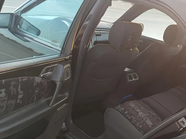 Mercedes E 280, 2.8 L, 1997 i̇l, 321 416 km, Bakı - Qiymət: 9 000 ₼ - Tunel.az