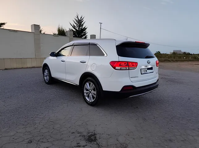 Kia Sorento, 2.0 L, 2017 წელი, 235 000 km, Baku - ფასი: 33 900 ₼ - Tunel.az