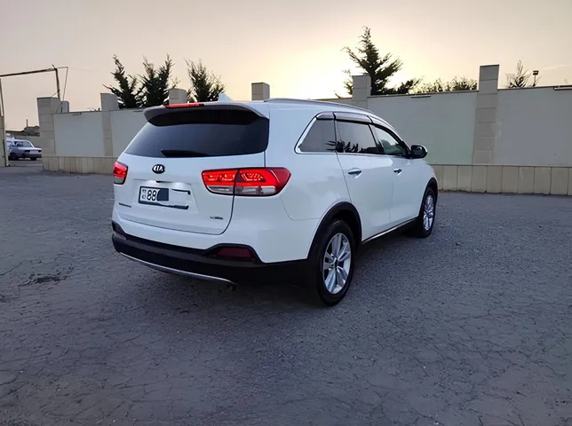 Kia Sorento, 2.0 L, 2017 წელი, 235 000 km, Baku - ფასი: 33 900 ₼ - Tunel.az