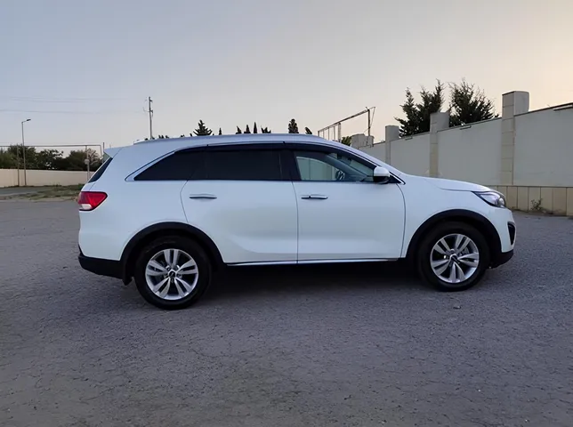 Kia Sorento, 2.0 L, 2017 წელი, 235 000 km, Baku - ფასი: 33 900 ₼ - Tunel.az