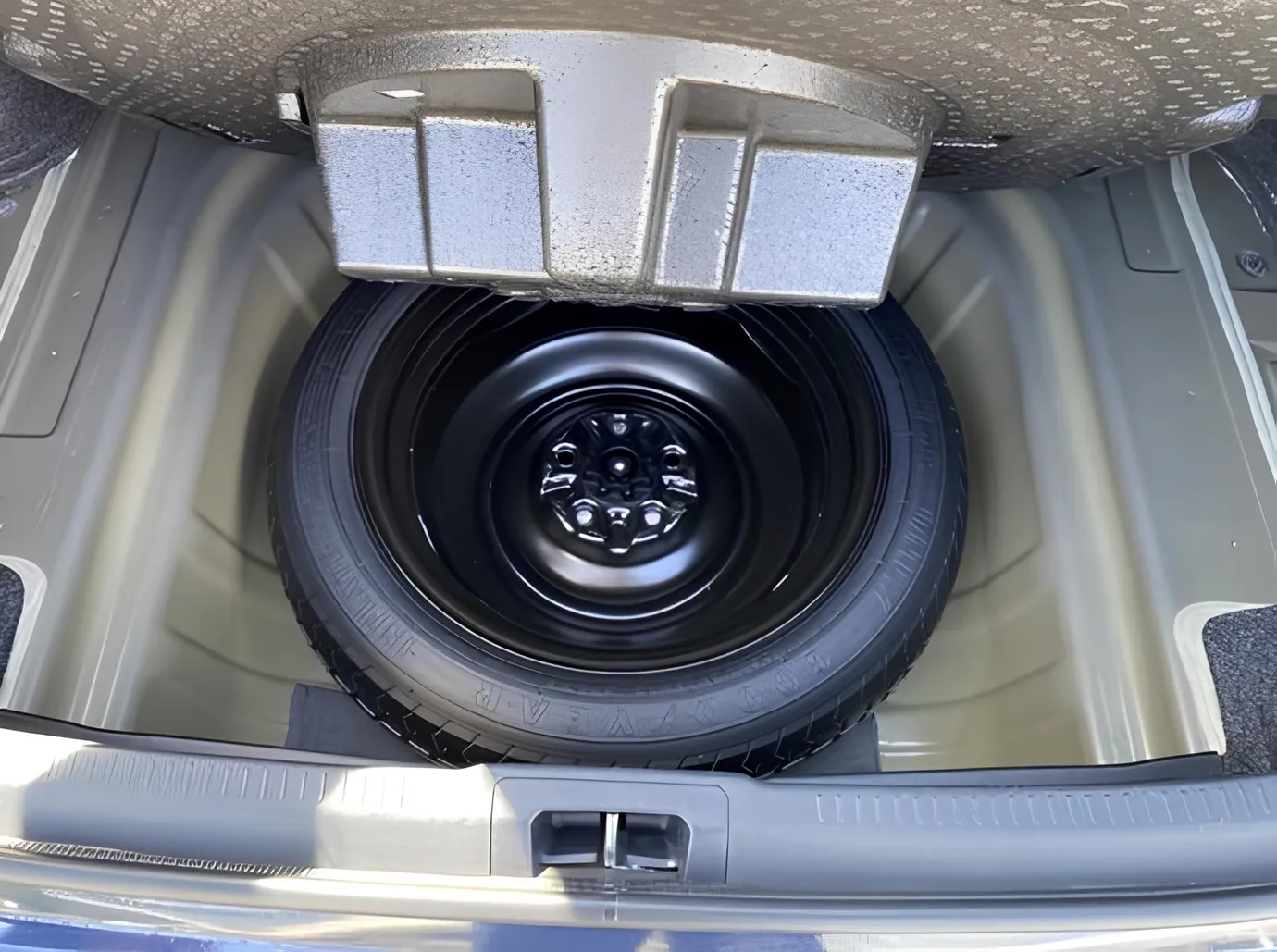 Toyota Camry, 2.5 L, 2015 год, 155 000 km, Баку - Цена: 25 500 ₼ - Tunel.az