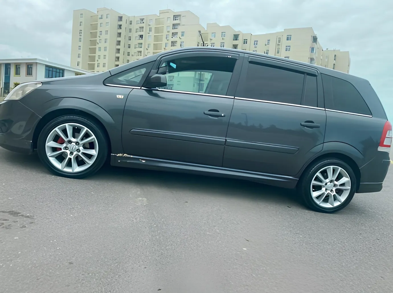 Opel Zafira, 1.6 L, 2009 жыл, 410 258 km, Sumgayit - Баасы: 12 500 ₼ - Tunel.az