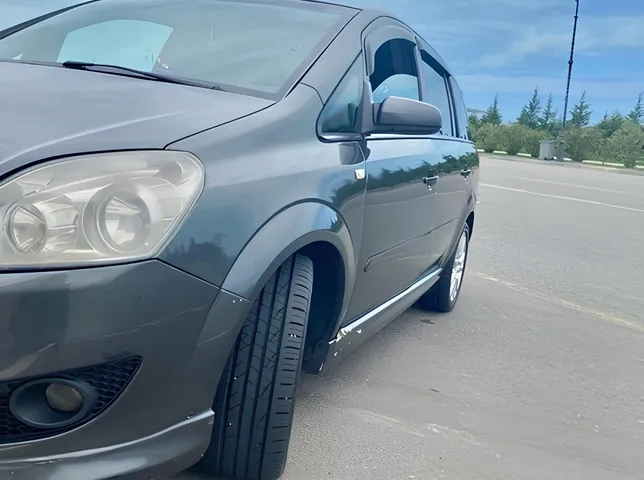 Opel Zafira, 1.6 L, 2009 жыл, 410 258 km, Sumgayit - Баасы: 12 500 ₼ - Tunel.az