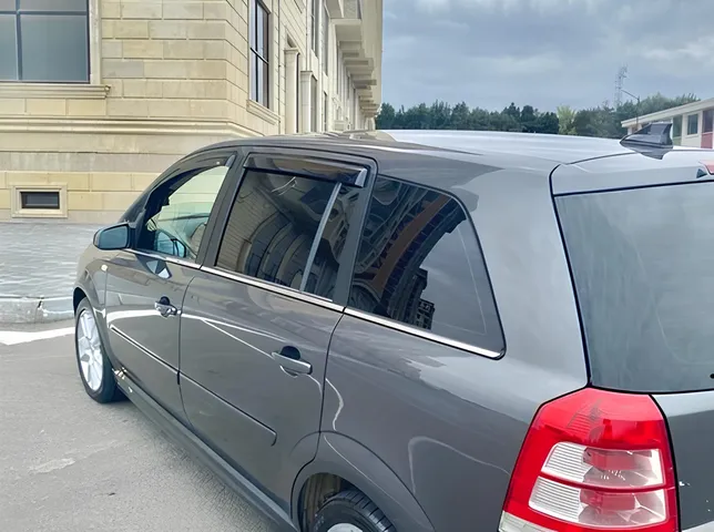 Opel Zafira, 1.6 L, 2009 жыл, 410 258 km, Sumgayit - Баасы: 12 500 ₼ - Tunel.az