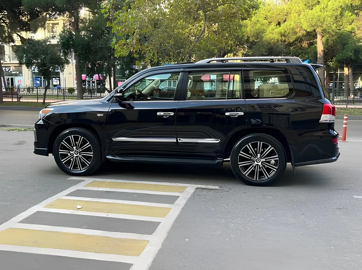 Lexus LX 570, 5.7 L, 2008 წელი, 190 000 km, Baku - ფასი: 40 800 ₼ - Tunel.az