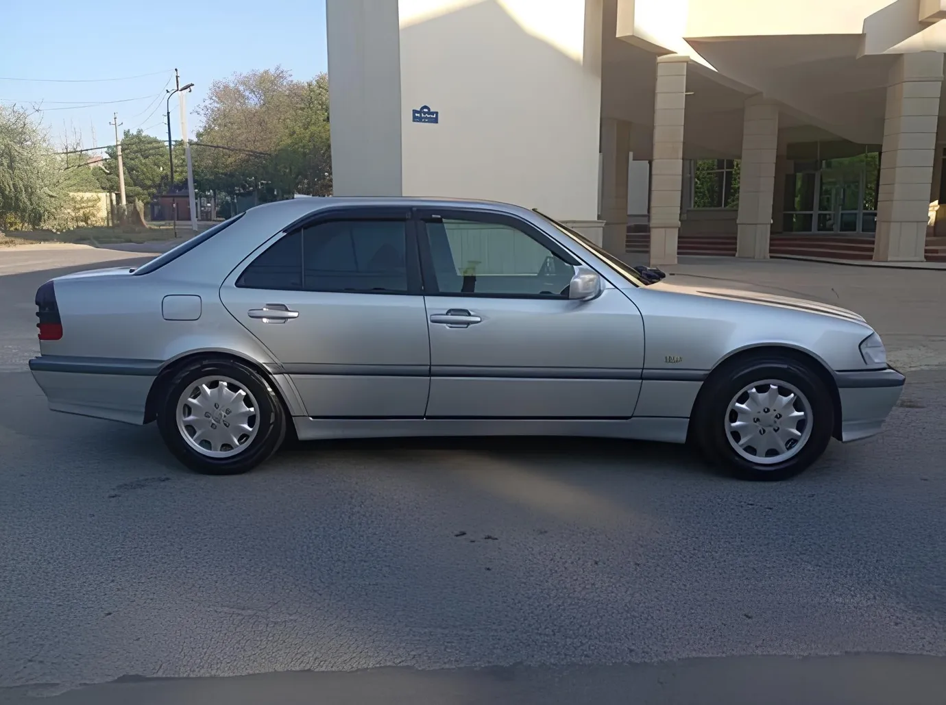 Mercedes C 180, 1.8 L, 1998 year, 303 000 km, Sumgayit - Price: 10 700 ₼ - Tunel.az