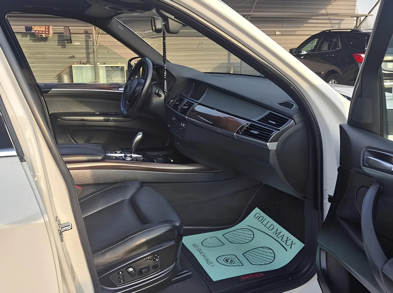 BMW X5, 4.8 L, 2008 год, 398 000 km, Гянджа - Цена: 25 000 ₼ - Tunel.az