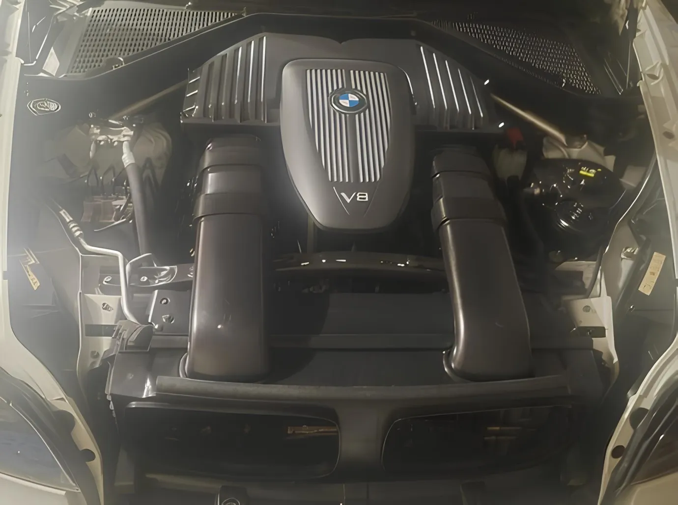 BMW X5, 4.8 L, 2008 год, 398 000 km, Гянджа - Цена: 25 000 ₼ - Tunel.az