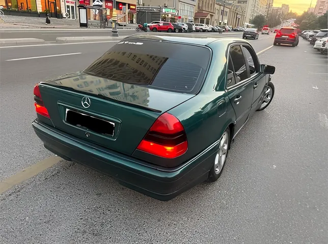 Mercedes C 180, 1.8 L, 1997 год, 320 000 km, Баку - Цена: 8 700 ₼ - Tunel.az