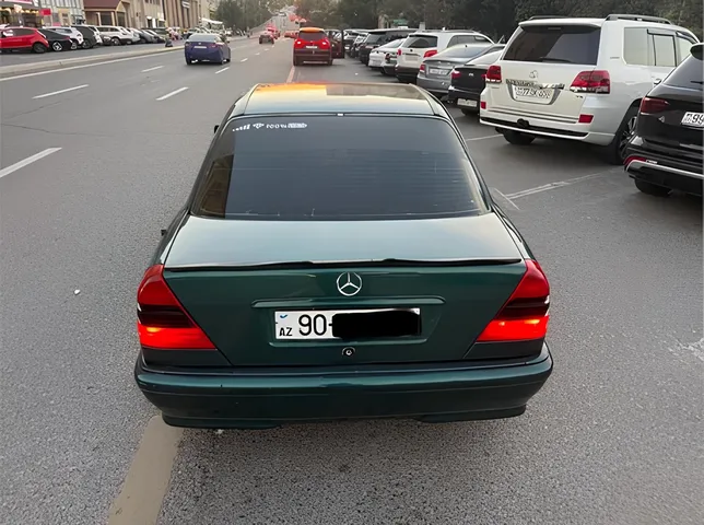 Mercedes C 180, 1.8 L, 1997 год, 320 000 km, Баку - Цена: 8 700 ₼ - Tunel.az