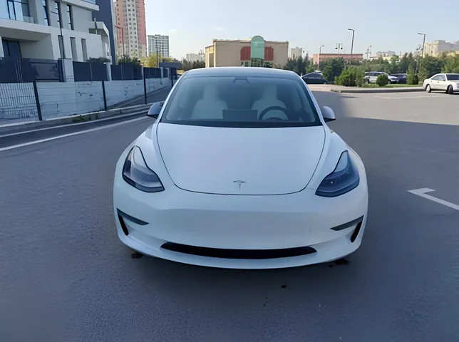 Tesla Model 3, 2.2 L, 2021 year, 190 000 km, Baku - Price: 27 500 ₼ - Tunel.az