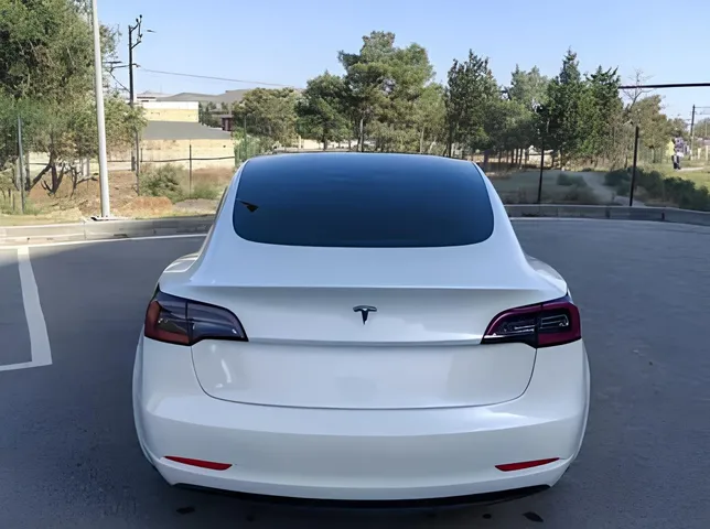Tesla Model 3, 2.2 L, 2021 year, 190 000 km, Baku - Price: 27 500 ₼ - Tunel.az