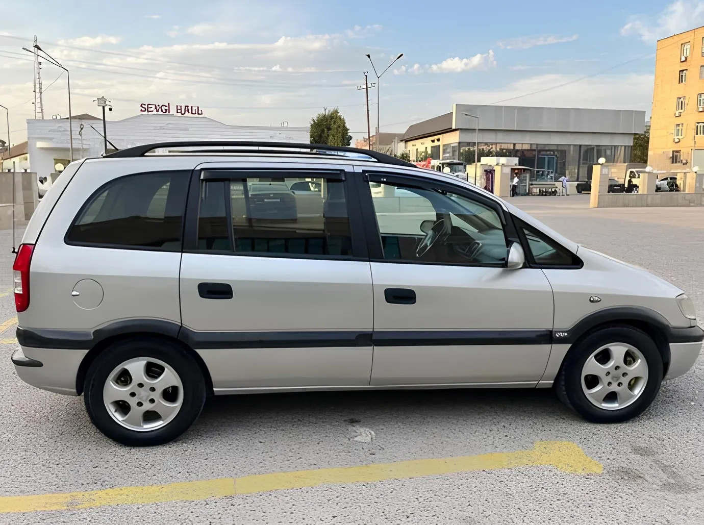 Opel Zafira, 2.0 L, 2001 жыл, 625 000 km, Baku - Баасы: 7 800 ₼ - Tunel.az