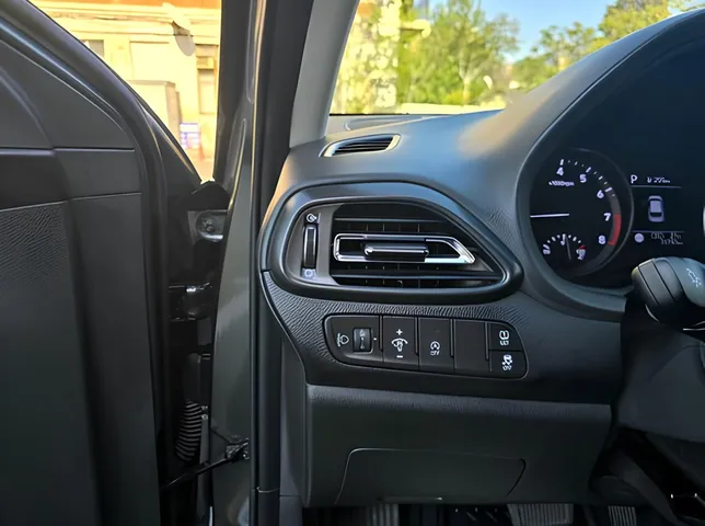 Hyundai i30, 1.0 L, 2023 year, 37 700 km, Baku - Price: 25 200 ₼ - Tunel.az