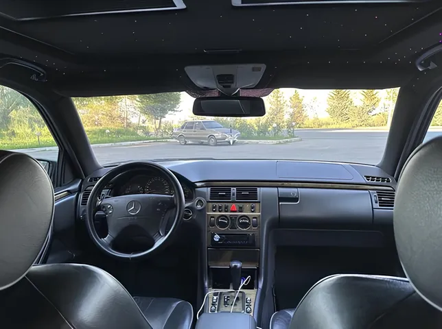Mercedes E 320, 3.2 L, 2000 год, 458 809 km, Евлах - Цена: 13 899 ₼ - Tunel.az