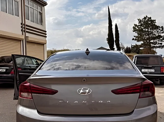 Hyundai Elantra, 2.0 L, 2019 سنة, 138 412 km, Baku - السعر: 23 000 ₼ - Tunel.az