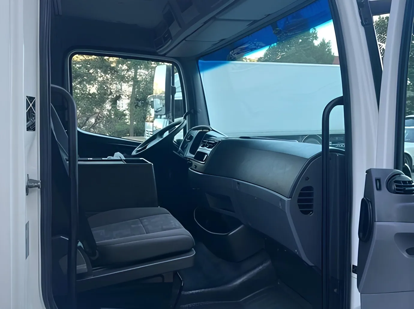 Mercedes Atego 818, 4.3 L, 2008 i̇l, 322 640 km, Bakı - Qiymət: 33 500 ₼ - Tunel.az