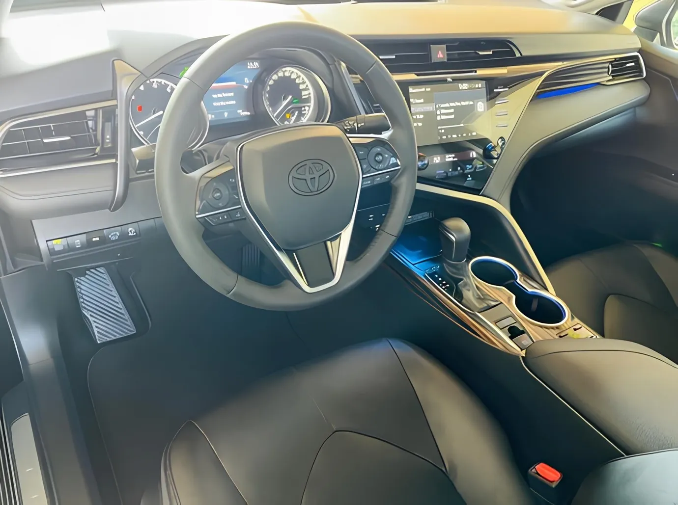 Toyota Camry, 2.5 L, 2021 год, 97 000 km, Баку - Цена: 46 500 ₼ - Tunel.az