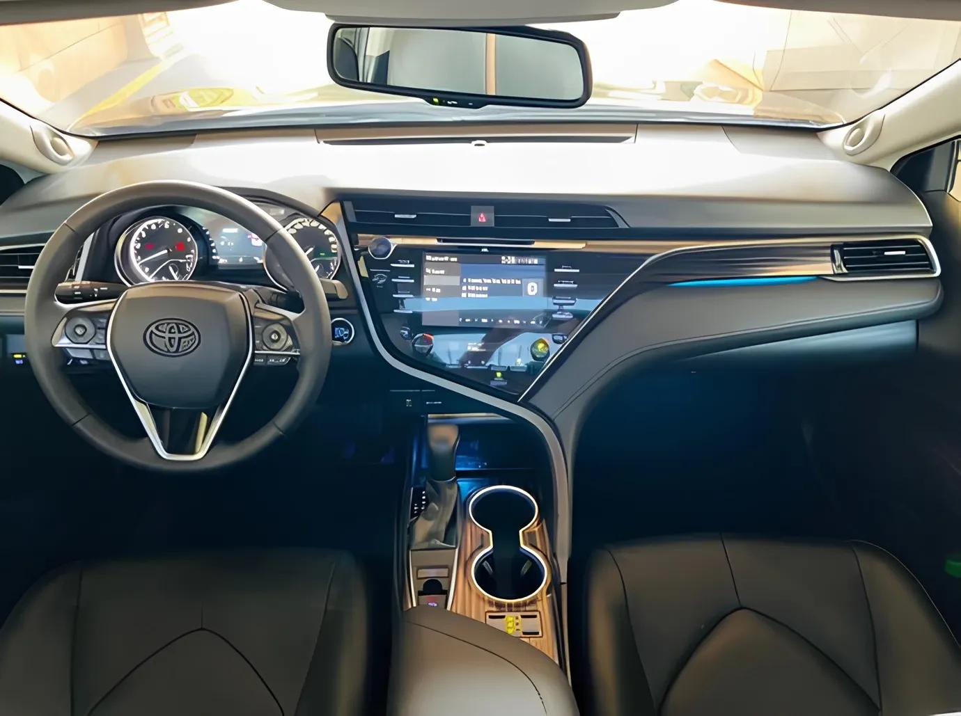 Toyota Camry, 2.5 L, 2021 год, 97 000 km, Баку - Цена: 46 500 ₼ - Tunel.az