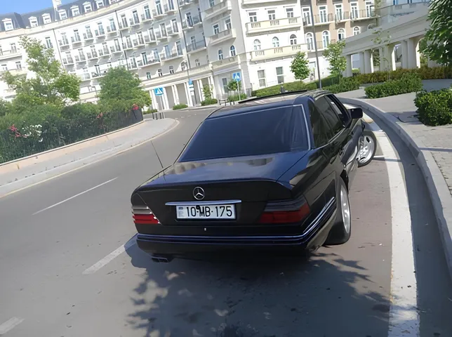 Mercedes 200, 2.0 L, 1995 i̇l, 295 600 km, Bakı - Qiymət: 7 800 ₼ - Tunel.az