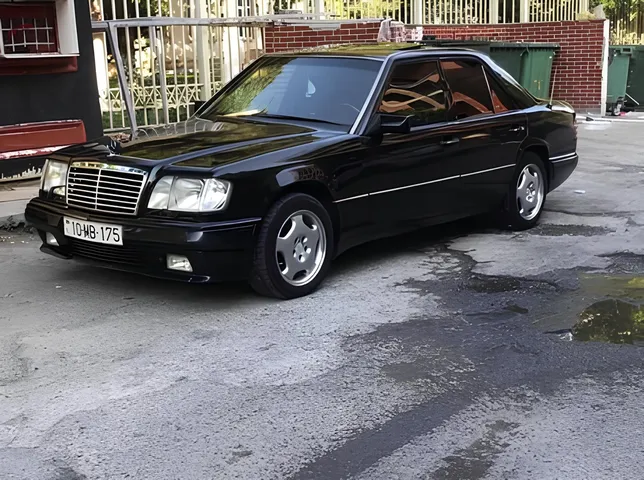 Mercedes 200, 2.0 L, 1995 i̇l, 295 600 km, Bakı - Qiymət: 7 800 ₼ - Tunel.az