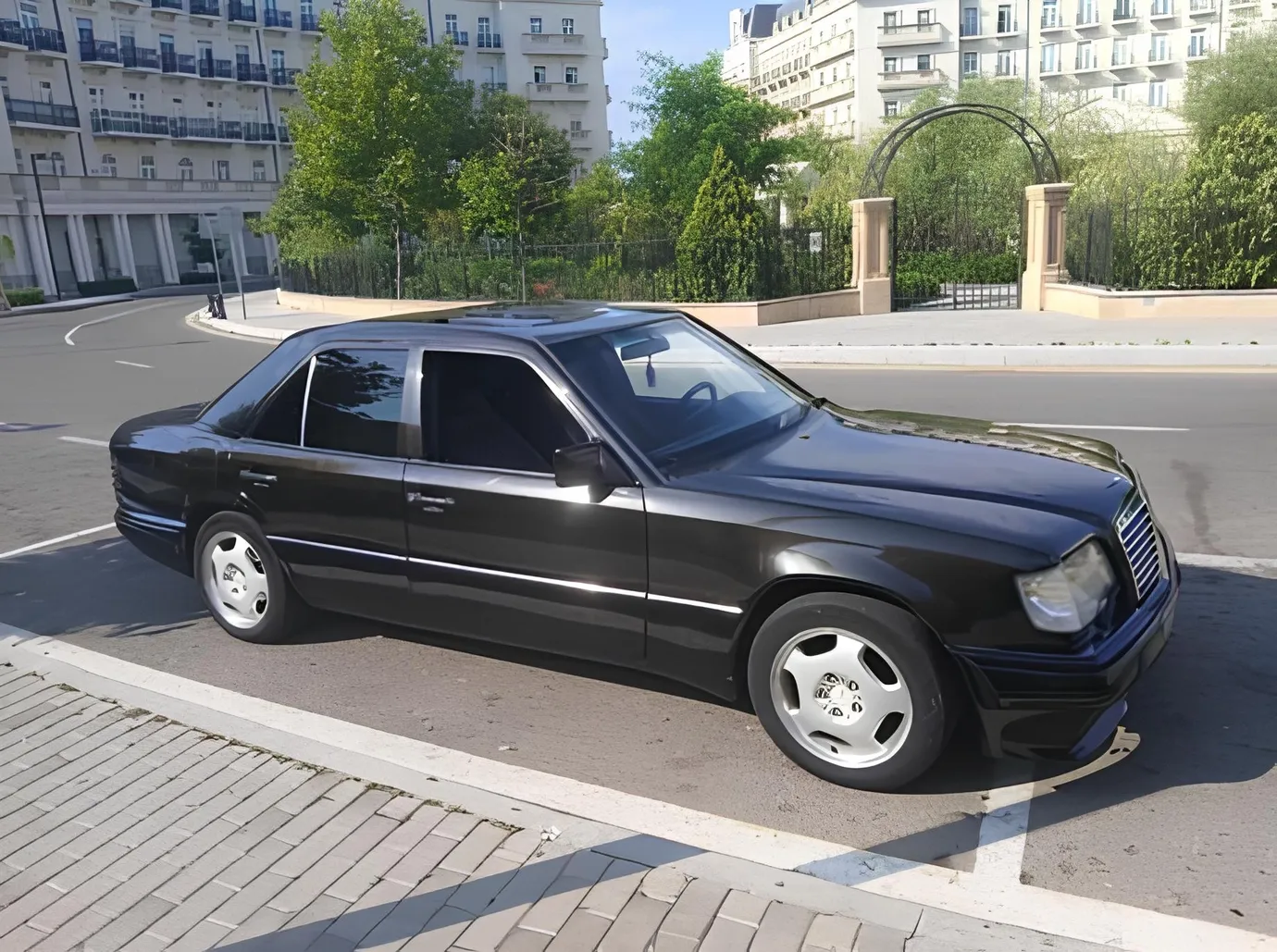 Mercedes 200, 2.0 L, 1995 i̇l, 295 600 km, Bakı - Qiymət: 7 800 ₼ - Tunel.az