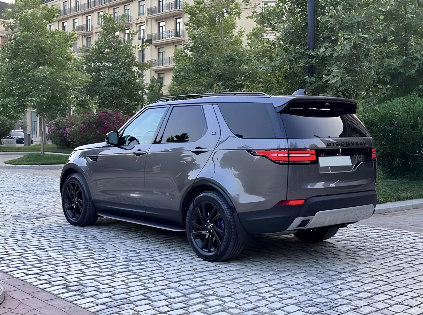 Land Rover Discovery, 3.0 L, 2018 год, 120 000 km, Баку - Цена: 54 400 ₼ - Tunel.az