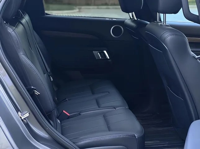 Land Rover Discovery, 3.0 L, 2018 год, 120 000 km, Баку - Цена: 54 400 ₼ - Tunel.az