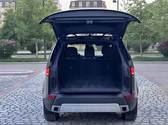 Land Rover Discovery, 3.0 L, 2018 год, 120 000 km, Баку - Цена: 54 400 ₼ - Tunel.az
