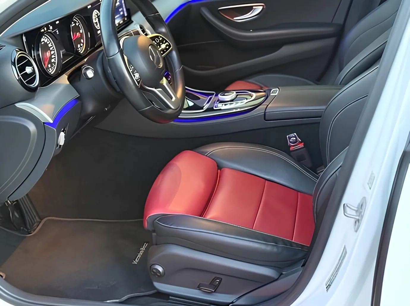 Mercedes E 220 d, 2.0 L, 2018 год, 79 526 km, Баку - Цена: 51 000 ₼ - Tunel.az